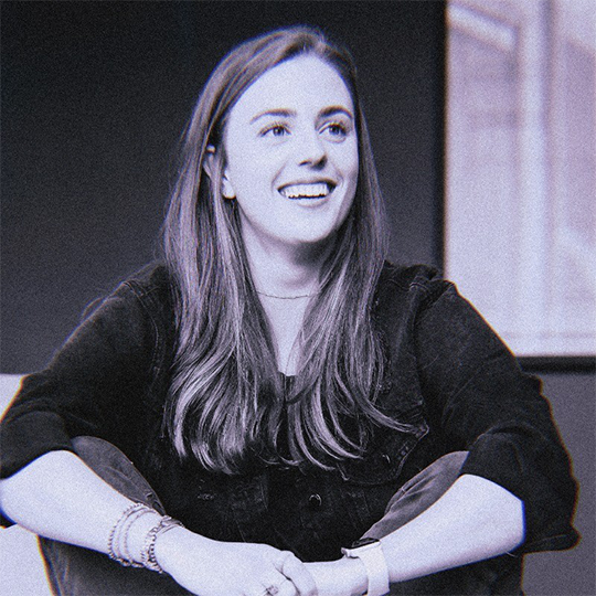 Riley Frost Headshot